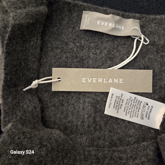 Everlane M Gray Wool Blend Crop Top NWTS - Picture 8 of 8